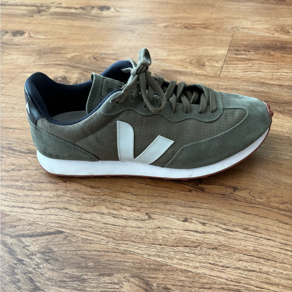 Mens Veja casual shoes